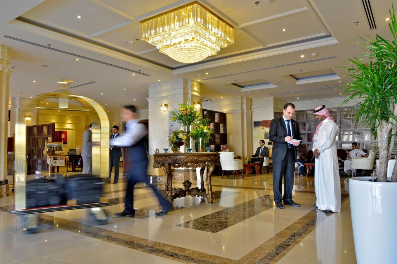 Radisson Blu Hotel, Dhahran Al Khobar Exterior foto